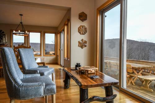Infinite View Five-bedroom Holiday Home