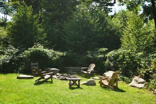 Rocky Adventures Five-bedroom Holiday Home