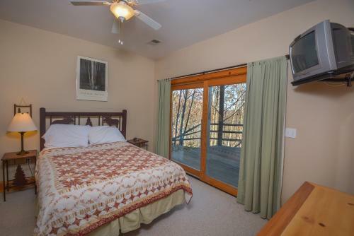 Irvana Six-bedroom Holiday Home