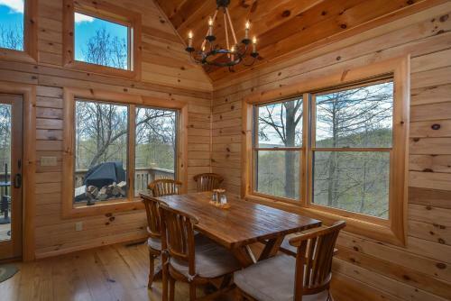 Zen At Southridge Four-bedroom Holiday Home