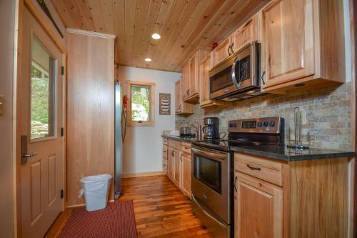 Cherry Cove Cottage Two-bedroom Holiday Home