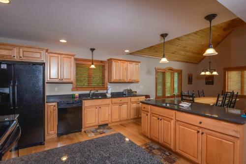 Coppertop Lodge Four-bedroom Holiday Home