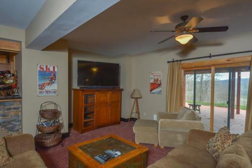 Altitude Adjustment Five-bedroom Holiday Home