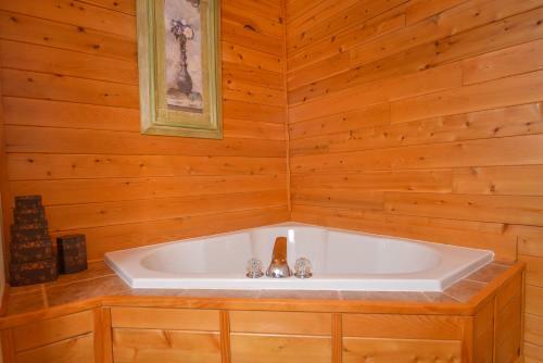 Cedar Shores Villa #18 Four-bedroom Townhome