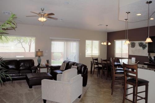 3 Bedroom Home In Mesquite #214
