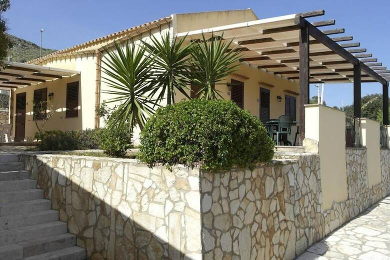 Grotticelli Hotel & Resort