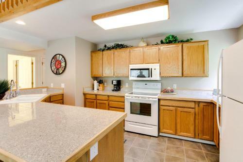 Aspen Village Condo #h-39