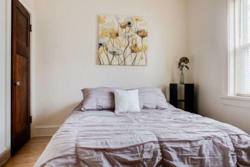 Brady Street One Bedroom Apartment