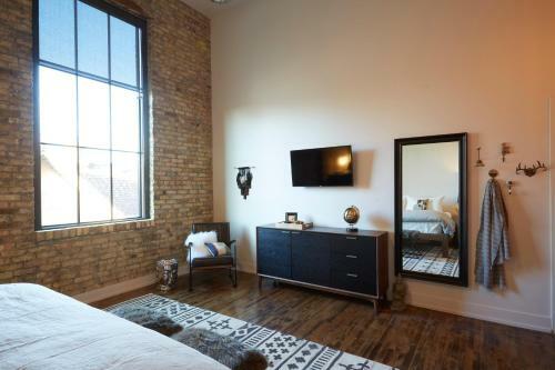 Hotel Kinn Guesthouse