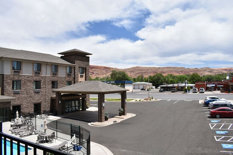 Hotel Mainstay Suites Moab Near Arches National Park
