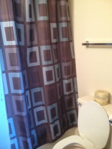 Lake Myers Lakeside Villa 25