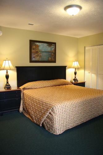 Multi Resorts At Country Club Villas