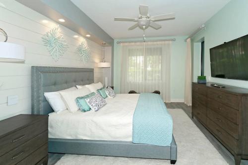 The Art Of Modern Living - Oversized Condo