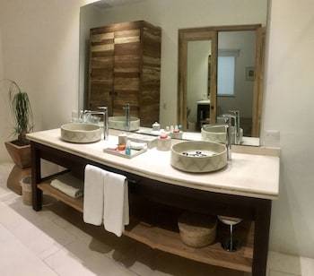 Hotel Boutique Casareyna
