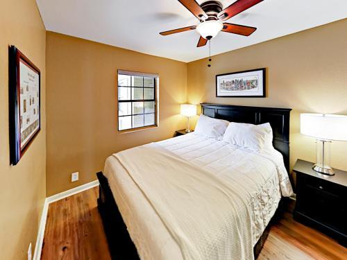 Landmark Mcmillin Court Apartment 4