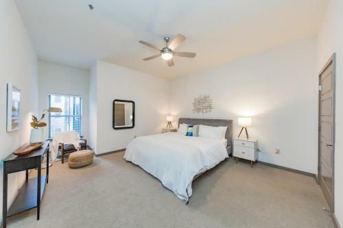 Capitol Mall 2br Apartment In Downtown Nashville