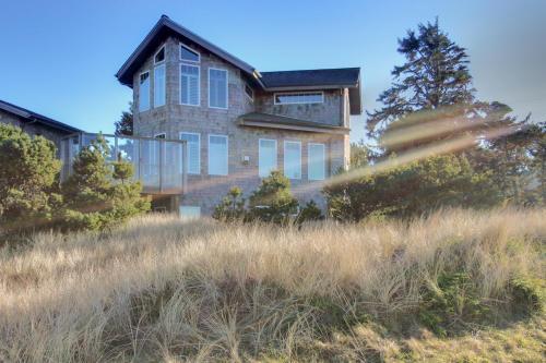 House On The Bay