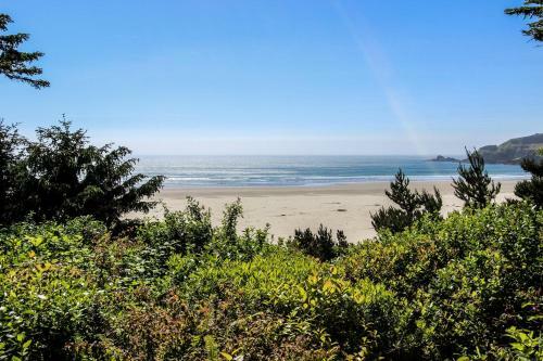 Agate Beach Oceanfront Lodge