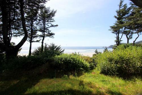 Agate Beach Oceanfront Lodge