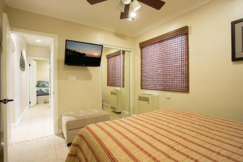128 39th Street A (68438)