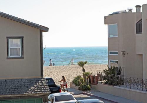 3612 Seashore Drive (68251)