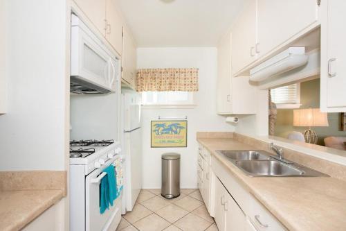 2010 W Oceanfront (68383)