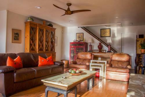 3909 Marcus Ave (68392)