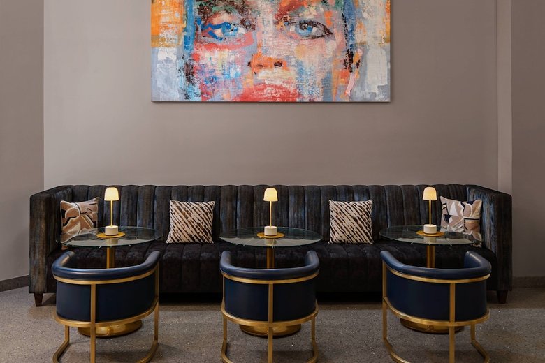 Glass Light Hotel & Gallery, Autograph Collection