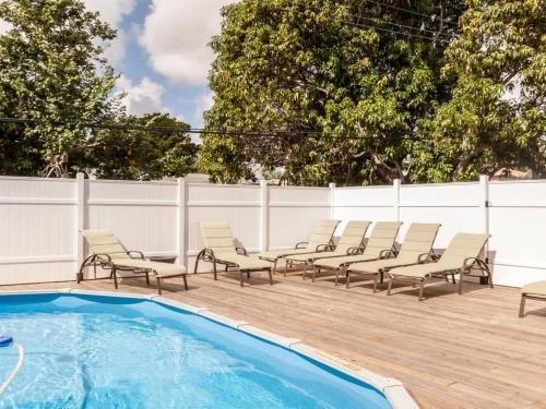 North Miami Six-bedroom House