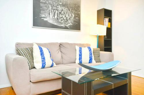 329 East Apartment #232399 Apts