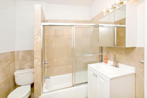 Central Two Bedroom Apartment In Times Square
