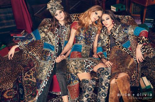 Alice + Olivia Fashion Yacht