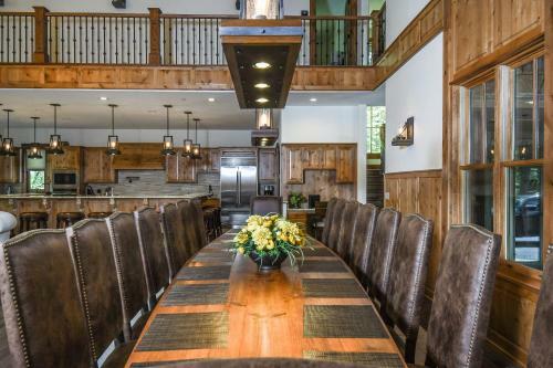 The Haven Eight-bedroom Holiday Home