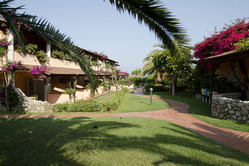 Hotel Villaggio Club Baia Del Sole