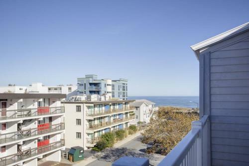 Apartamento Tiffanie By The Sea D322 Condo