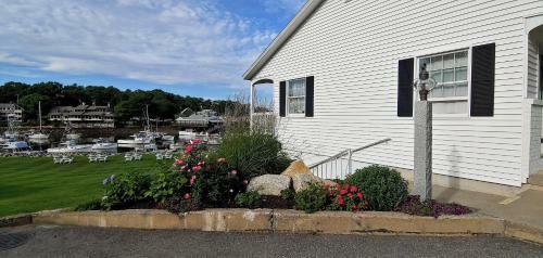 Motel Auberge On The Cove