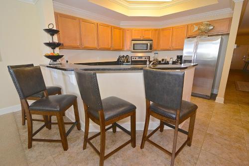 Apartamento Phoenix West II 1103 Condo
