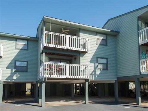 Apartamento 25861 Canal Rd Condo Unit 16