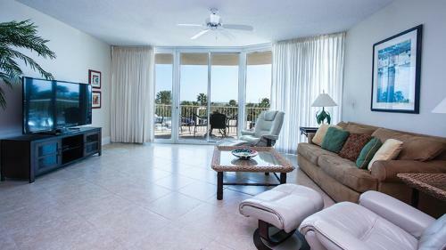 Crb0211 - Peaceful Bayside Three-bedroom Apartment