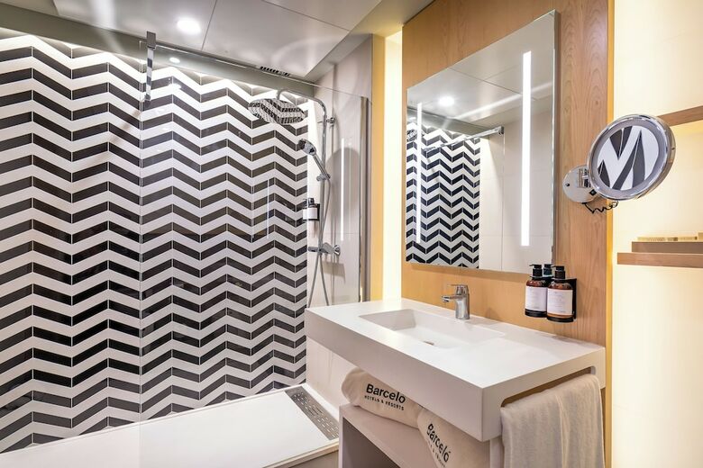 Hotel Barcel� Murcia Siete Coronas