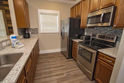 Romar Vista Place West Home 25149