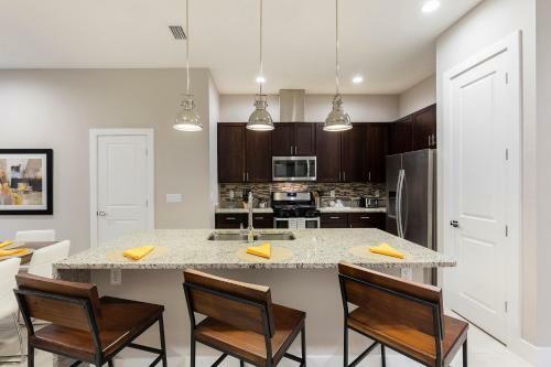 Summerville Resort Four Bedroom Townhome Sv111