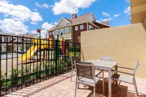 Summerville Resort By Columbia Management