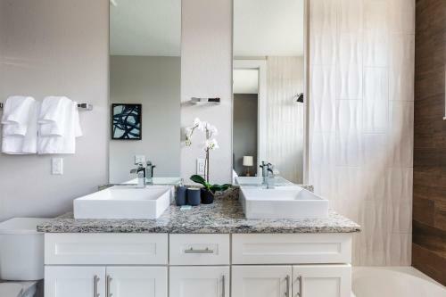 Summerville Resort By Columbia Management