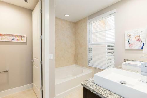 Summerville Resort By Columbia Management