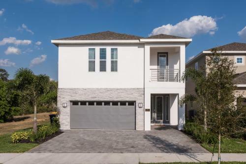 Encore Fantasy Eight-bedroom Villa
