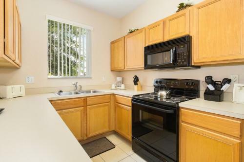 Kosie's Lake Escape Townhouse