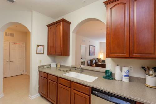 Breakview Dr | 3001-three Bedroom Apartment