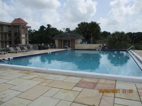 Hotel Quality Inn & Suites By The Lake