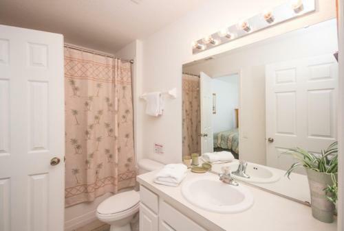 Enchanted Windsor Hills Villa - Five Bedroom Home